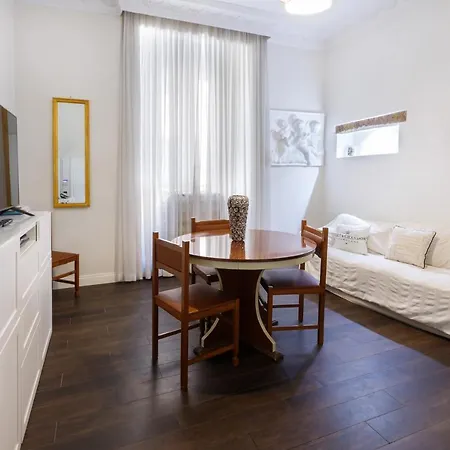 Magikrooms Maison Holiday home *